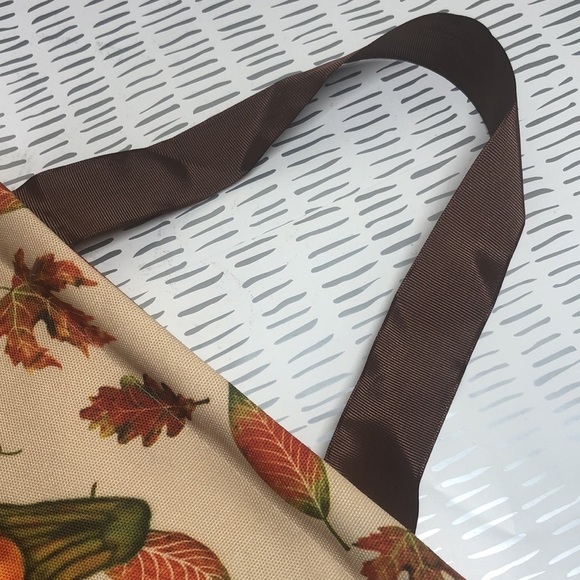 October fall pumpkin - Picture 5 of 8